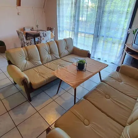 In 43118 * Балатонмариафюрдё